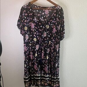 SHEIN Black Floral Mini Dress